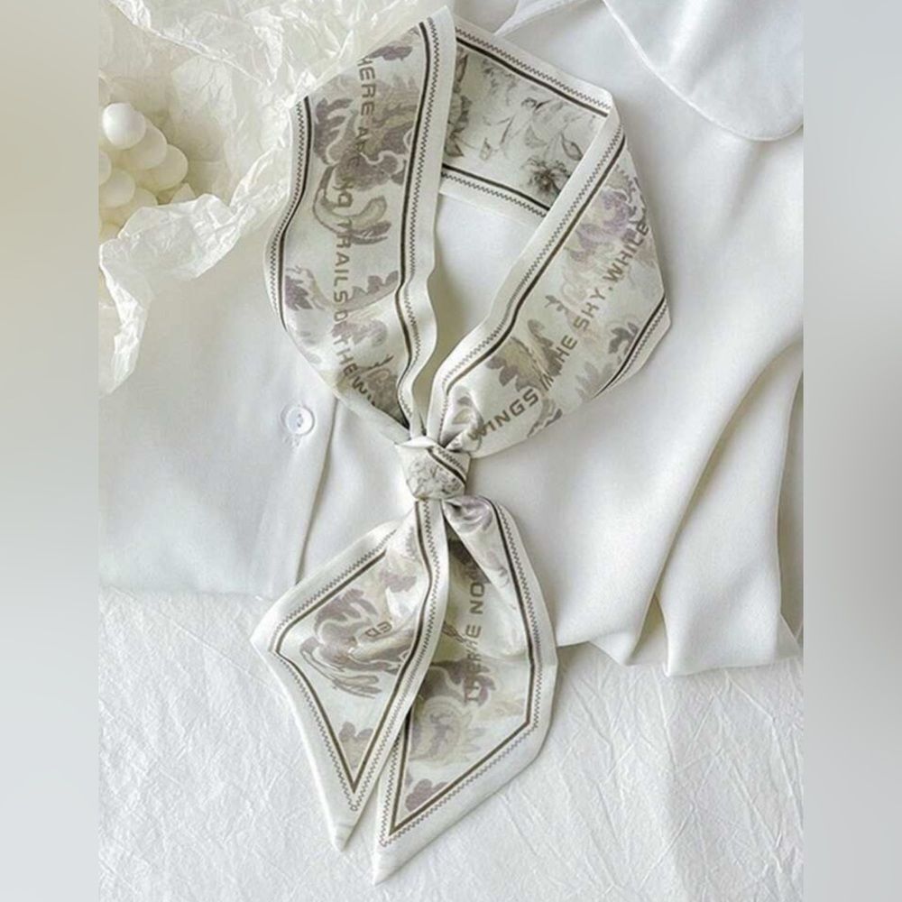 Elegant White and Gray Scarf #1814